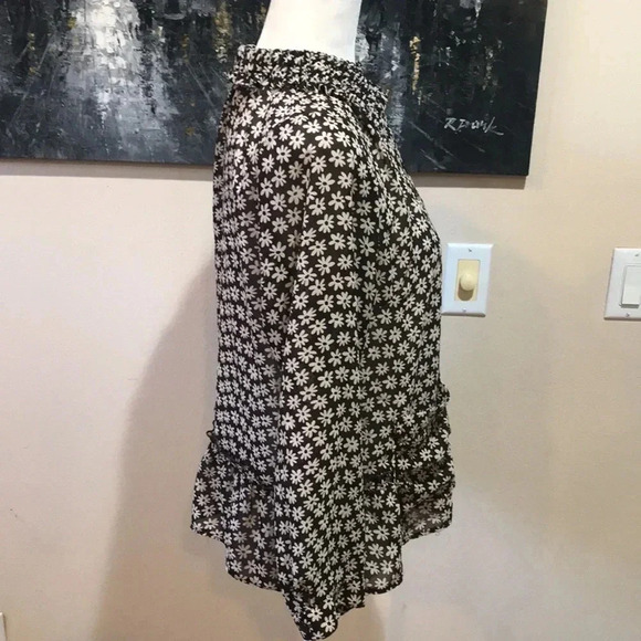 ELBONNY Womens Sheer Long Sleeve Top w/Button Front Ruffles and pockets-Size L - Picture 4 of 8